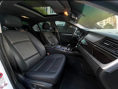 BMW 5 SERIES | 520i |EXCLUSIVE | 2015 GCC | ORIGINAL PAINT-11