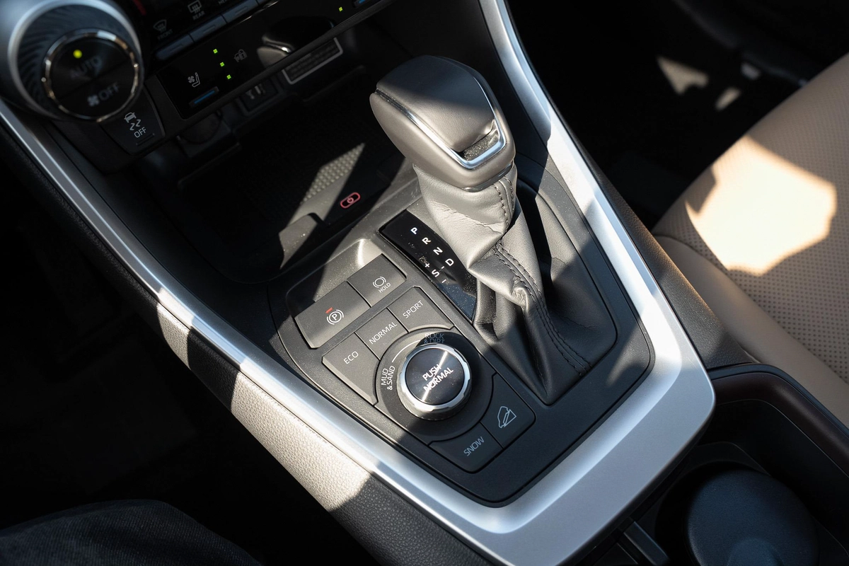 TOYOTA RAV4 2.5L AWD 2025 | GCC SPECS | EXPORT READY-22-22