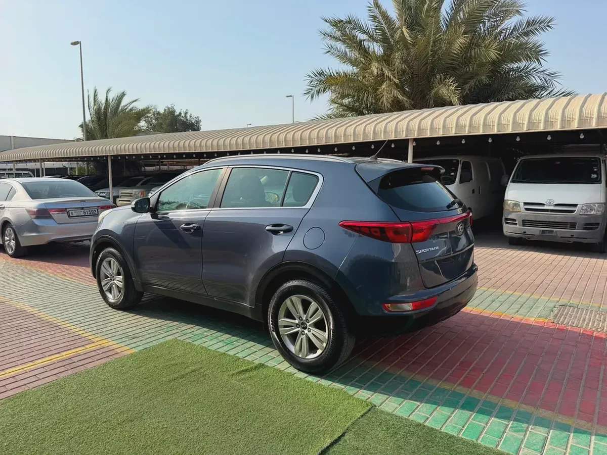 Pristine Kia Sportage 2018 EX | GCC Specs | Well Maintained-3-3