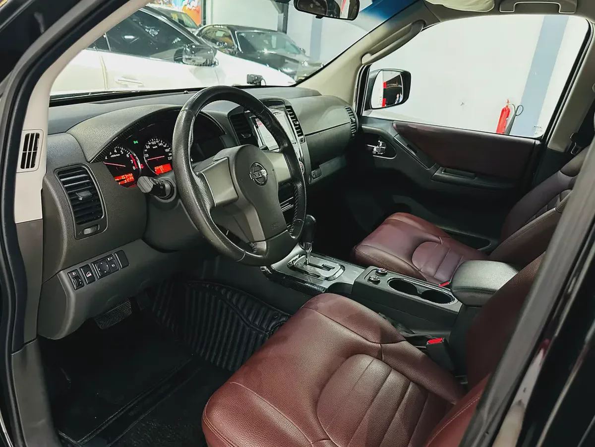 Nissan Pathfinder 2015 | GCC Specs | Well Maintained SUV-9-9