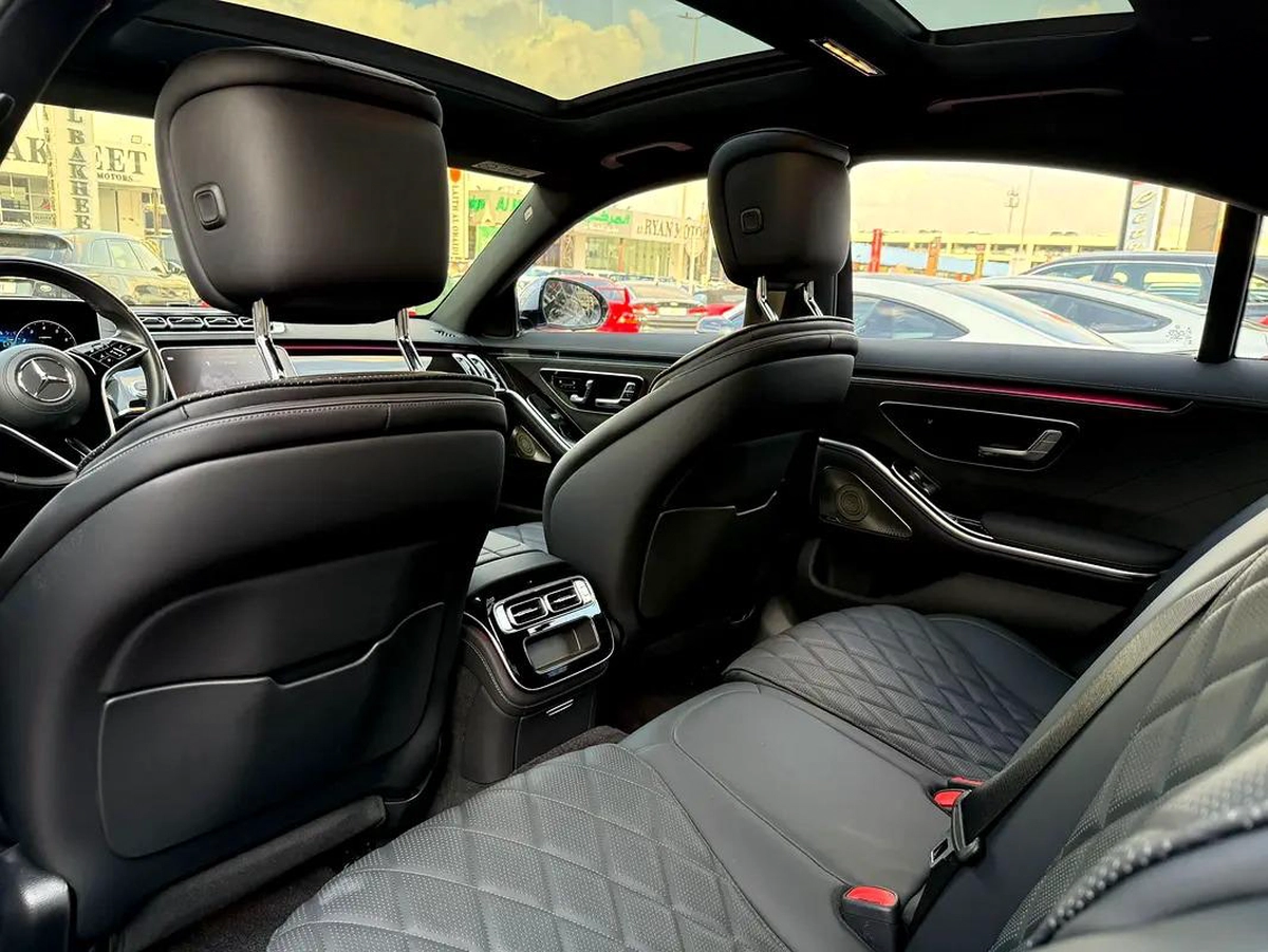Mercedes-Benz S-Class S 500 2023 - Japanese Specs-5-5