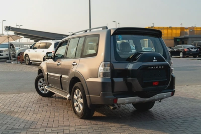 Mitsubishi Pajero 2015 GLS Full Option-1