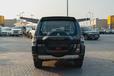 Mitsubishi Pajero 2015 GLS Full Option-3