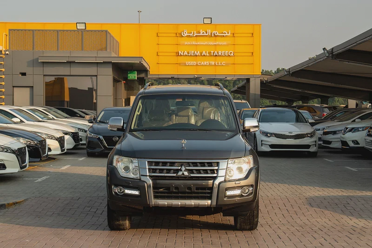 Mitsubishi Pajero 2015 GLS Full Option-2-2