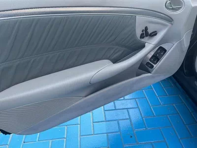 Mercedes Benz CLK320 STANDARD-22