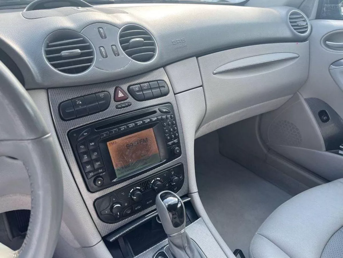 Mercedes Benz CLK320 STANDARD-23-0