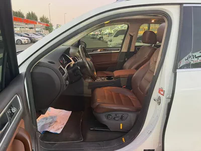 Volkswagen Touareg 2013 Highline Plus | GCC Specs | Low Mileage-5