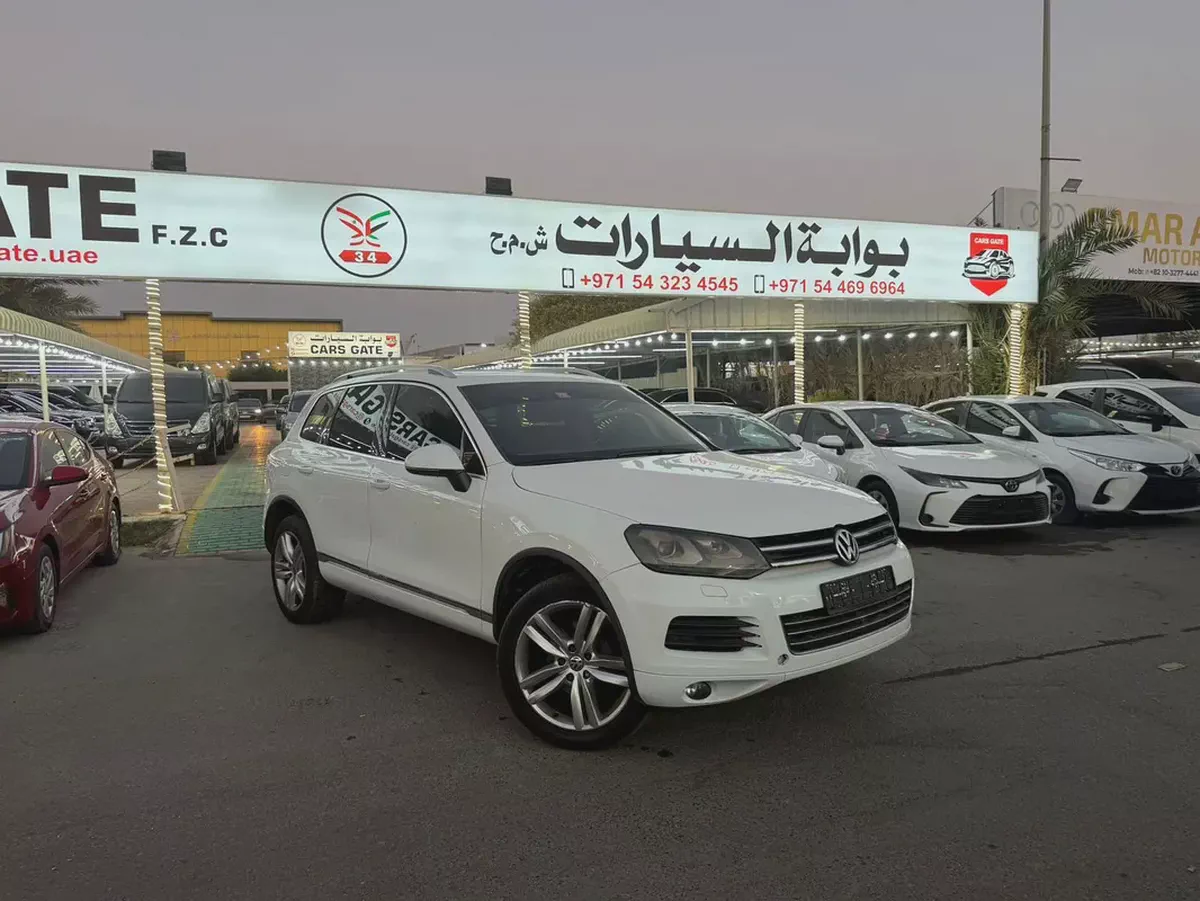 Volkswagen Touareg 2013 Highline Plus | GCC Specs | Low Mileage