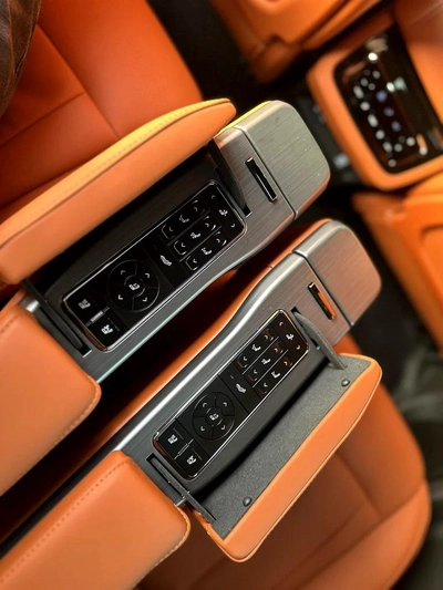 ROX 01 VIP 6 Seaters-9