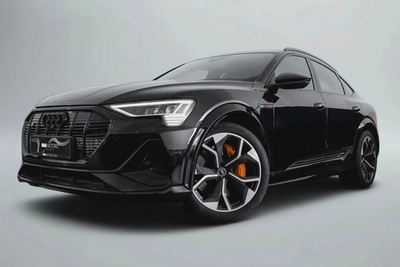 3,244 AED / 60 month’s | 0% DP | 2022 Audi E Tron S Sportback / Audi Warranty  Service Contract-4