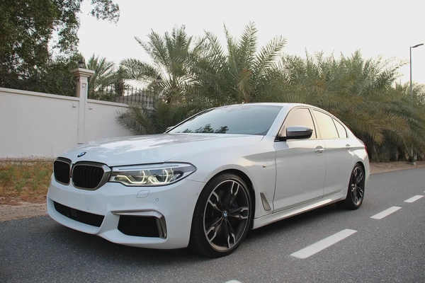 BMW M550i xDrive V8 2018 | GCC Specs | Pristine Condition