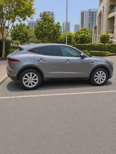 AED 715 P.M | Jaguar E-Pace Standard 2020 GCC Specs - Low Mileage-2