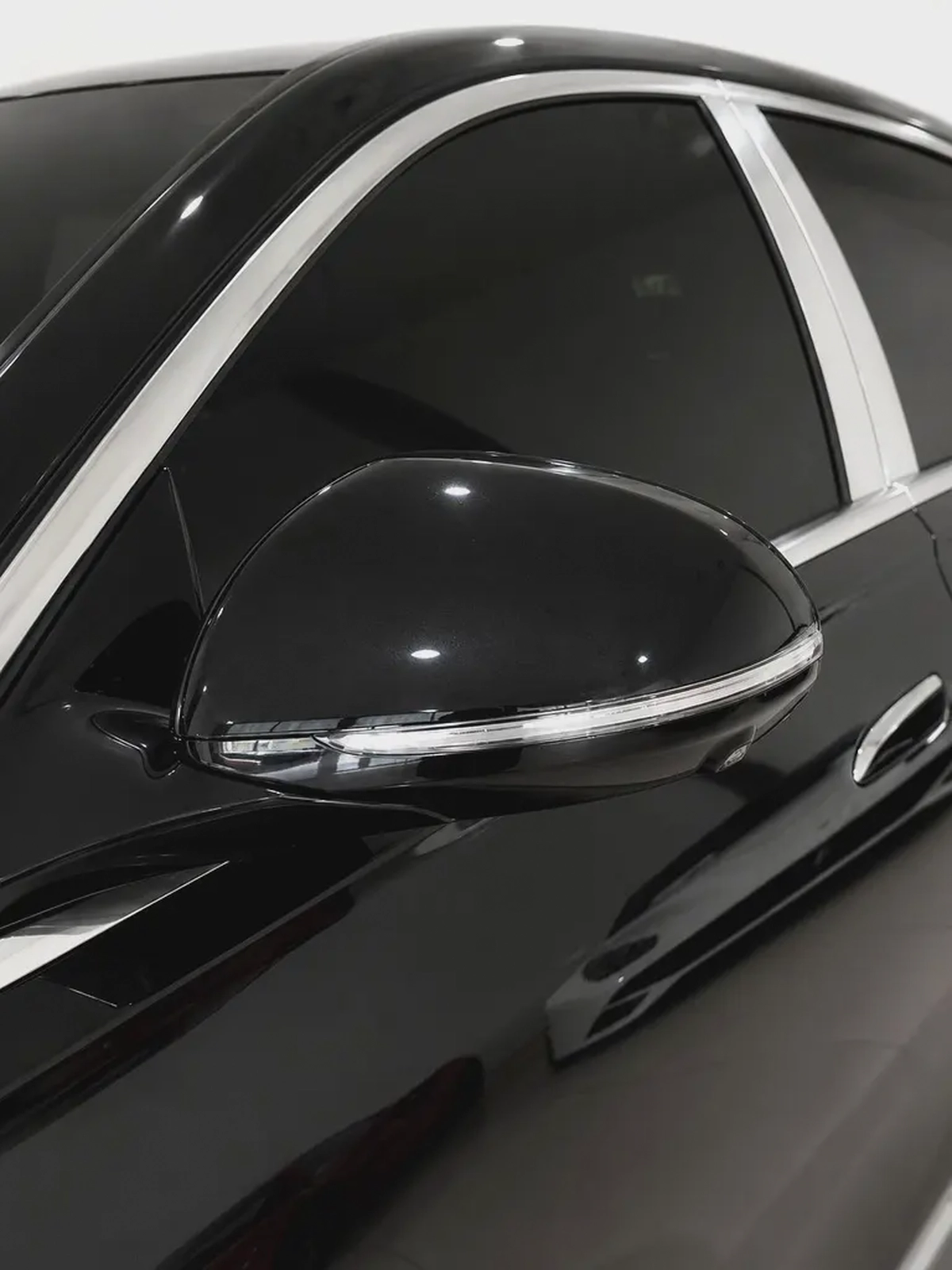 2024 Mercedes-Maybach S-Class S580 - Low Mileage-13-13