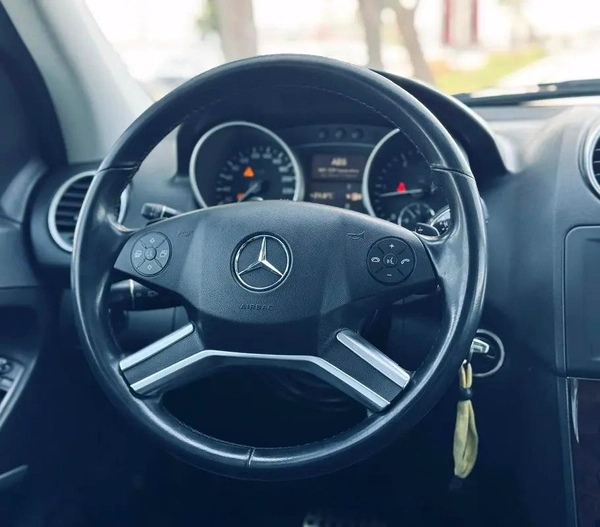BENZ ML 350 l 2010  l CLEAN TITLE l JAPAN IMPORT