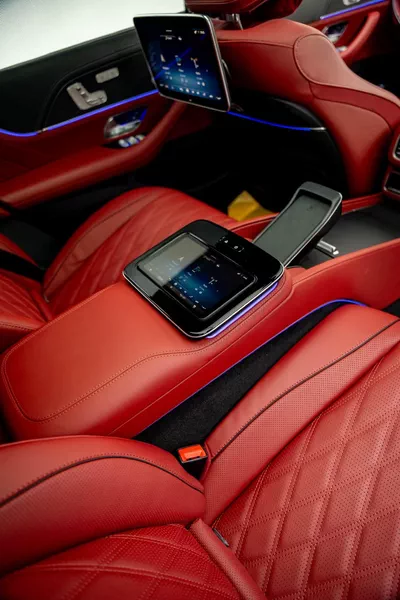2026 Mercedes-Benz GLS600 Maybach-6