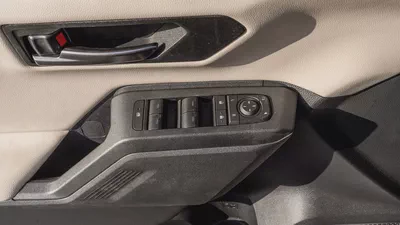 2026 Toyota Rav4 XLE 2.0L AT Petrol AWD (White-Beige)-9