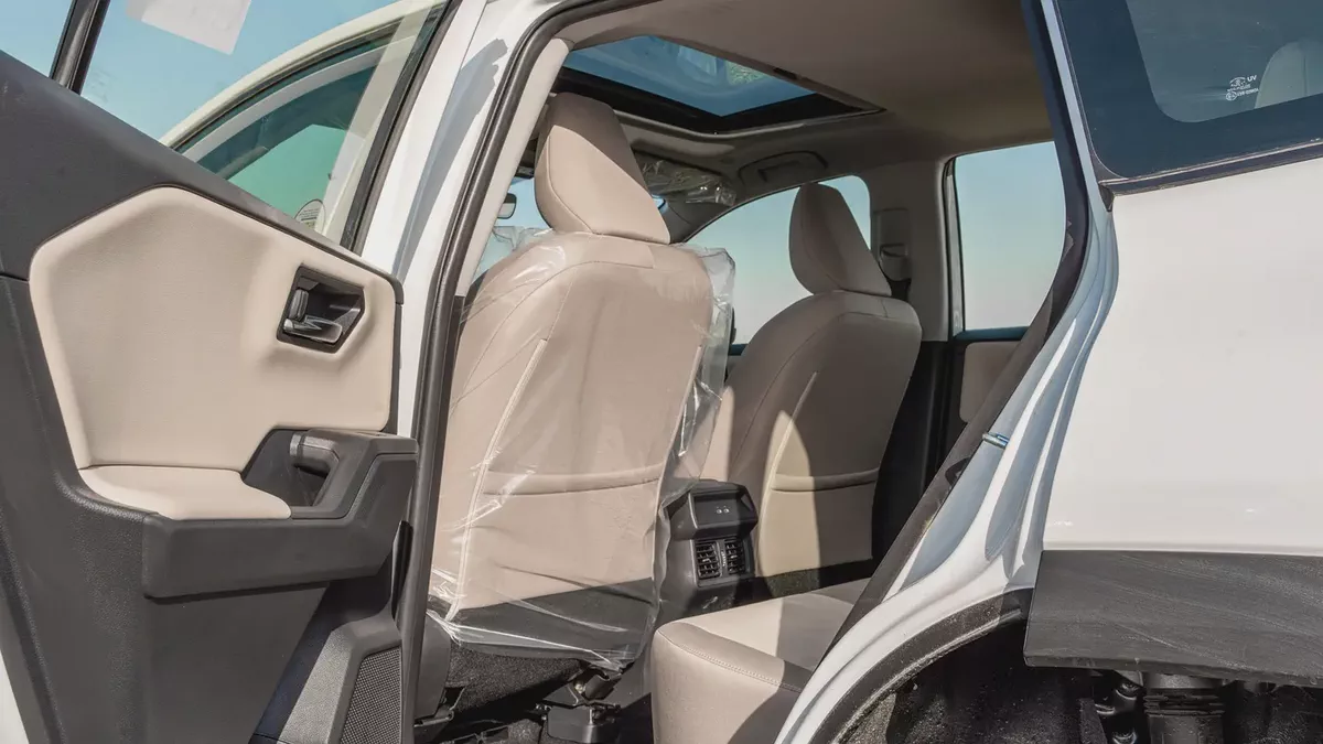 2026 Toyota Rav4 XLE 2.0L AT Petrol AWD (White-Beige)-17-17
