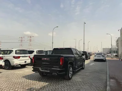 GMC SIERRA PICK UP DOUBLE CABIN 2022 DENALI  GCC Under Warranty-6