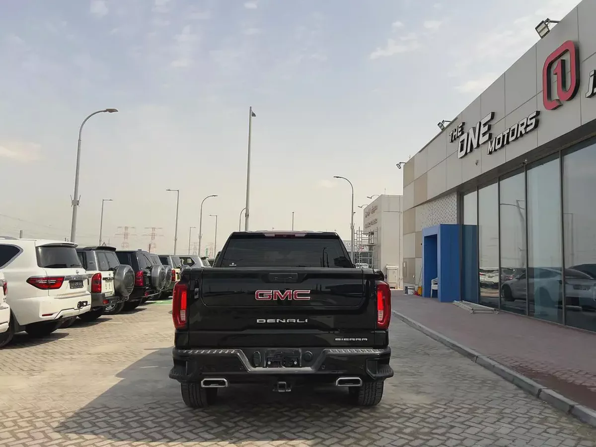 GMC SIERRA PICK UP DOUBLE CABIN 2022 DENALI  GCC Under Warranty-7-7