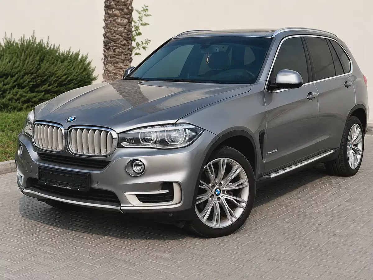 AED 1,338 P.M | BMW X5 xDrive35i Exclusive 2018 | GCC Specs | 3.0L V6-2-2