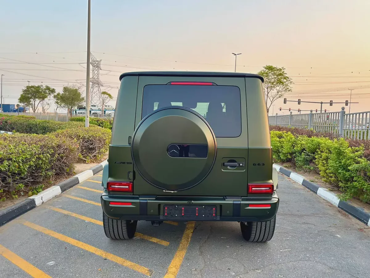 MERCEDES G63 MODEL 2027 AMG-5-5