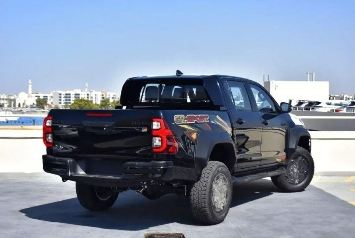 Toyota Hilux GR SPORT 2025 TOYOTA HILUX DOUBLE CAB GR SPORTS V4 2.8L diesel 4WD AT-3-0