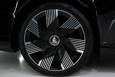 Rolls-Royce Spectre 2024-16