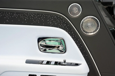 Rolls-Royce Spectre 2024-12