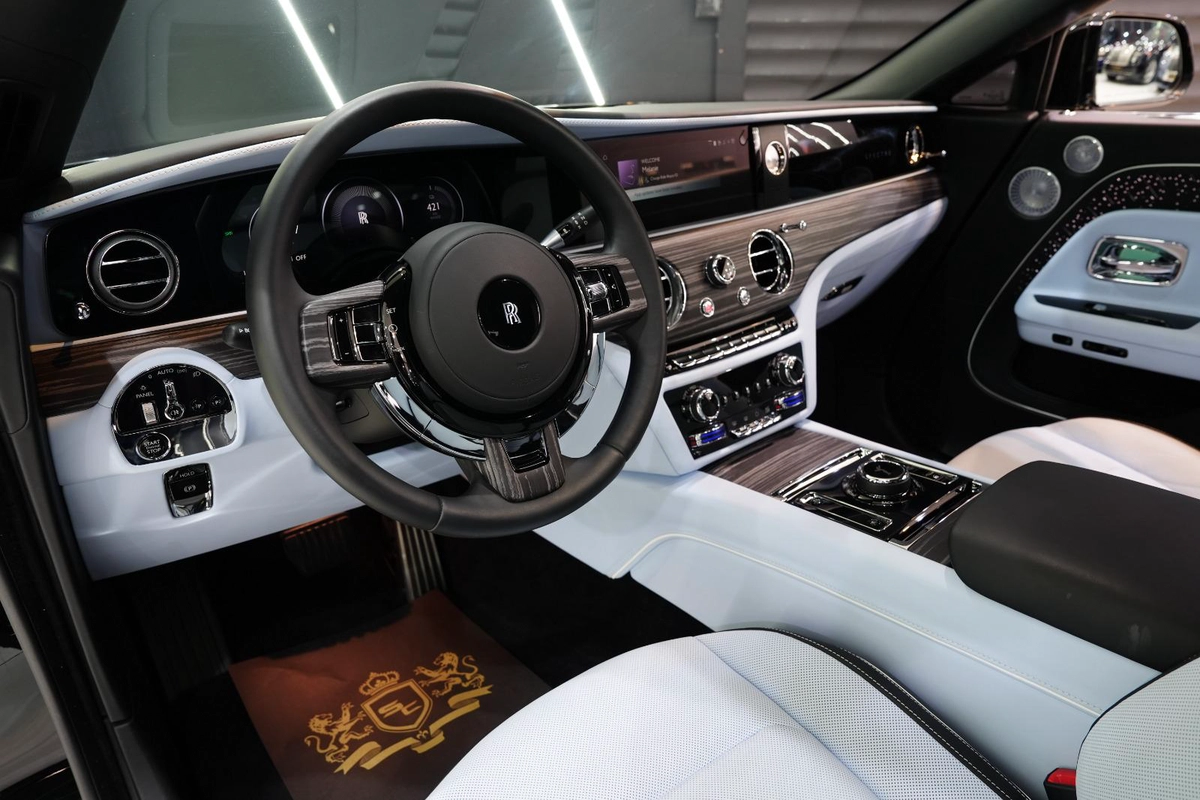 Rolls-Royce Spectre 2024-3-3