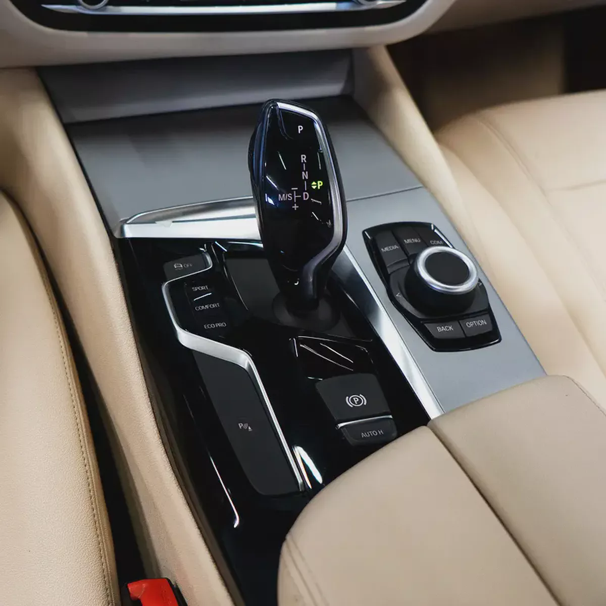 AED 1,436 pm • 0% Downpayment • BMW 520i • 1 Year Warranty-10-10