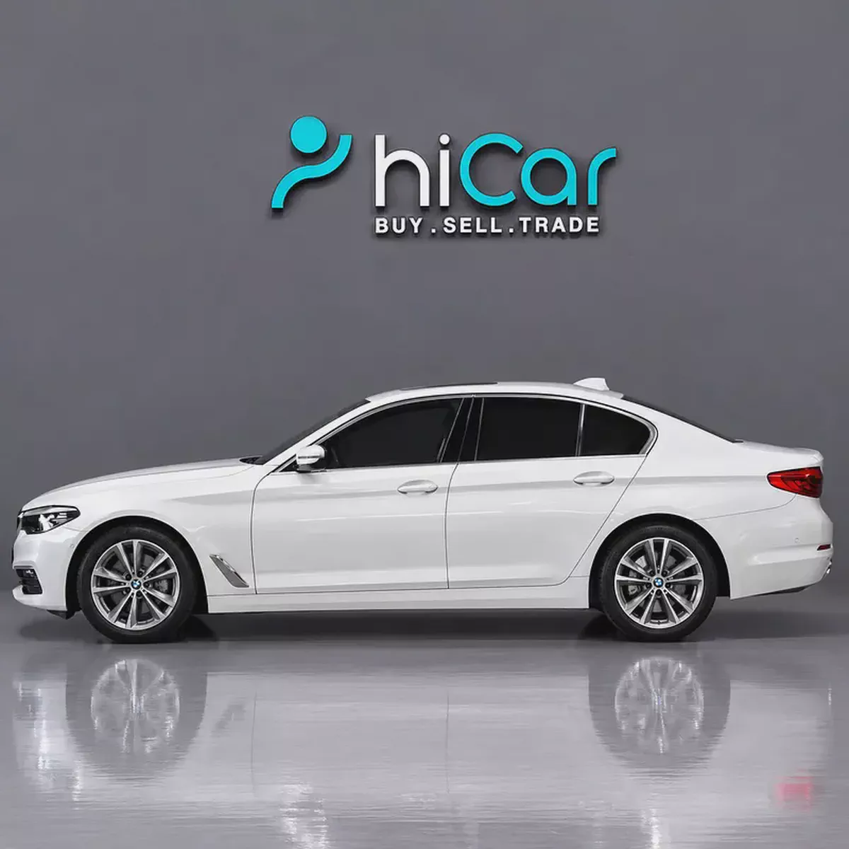 AED 1,436 pm • 0% Downpayment • BMW 520i • 1 Year Warranty-1-1