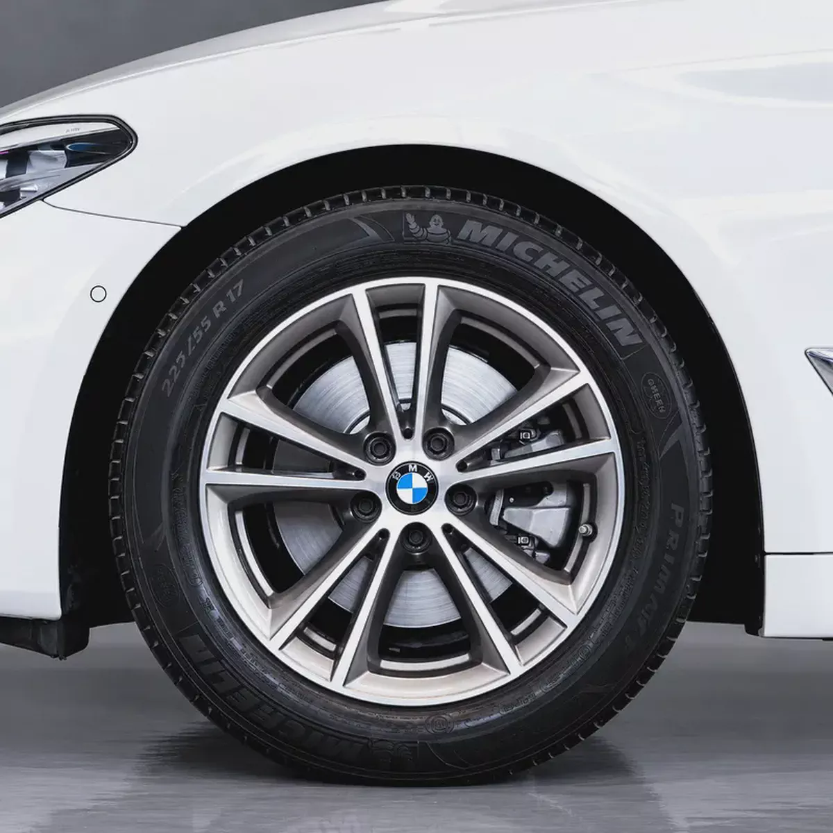 AED 1,436 pm • 0% Downpayment • BMW 520i • 1 Year Warranty-5-5
