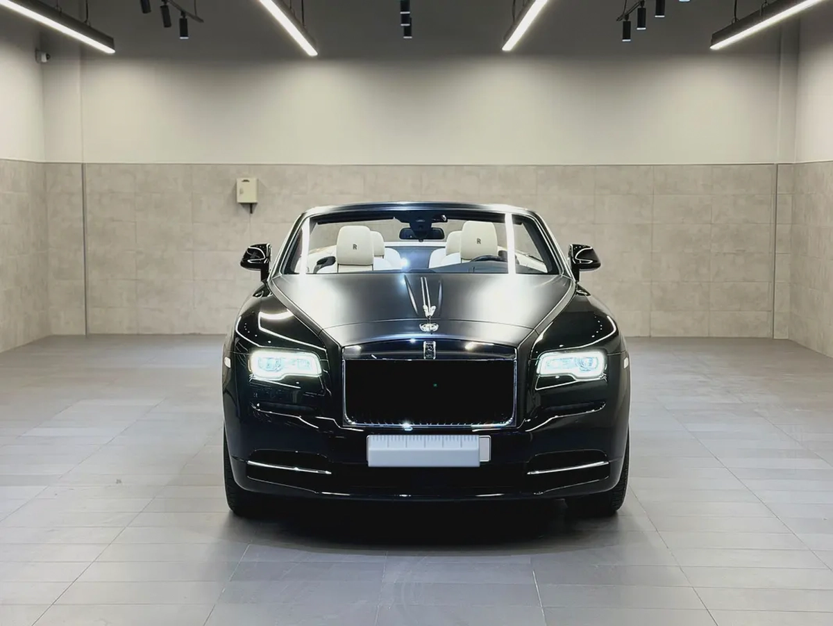 Rolls-Royce Dawn 2017 - Pristine Condition - Korean Specsورز رايز داون موديل 2017 وارد كوريا صبغ وكا-1-1
