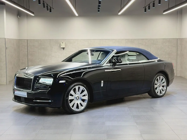 Rolls-Royce Dawn 2017 - Pristine Condition - Korean Specsورز رايز داون موديل 2017 وارد كوريا صبغ وكا