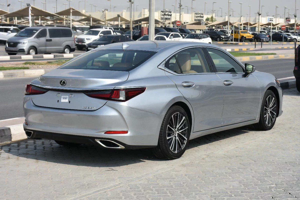 LEXUS ES350 PREMIUM 2023 | GOLD-13-13