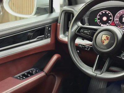 2024 Porsche Cayenne - American Specs - Brand New-10