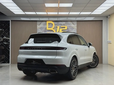 2024 Porsche Cayenne - American Specs - Brand New-4