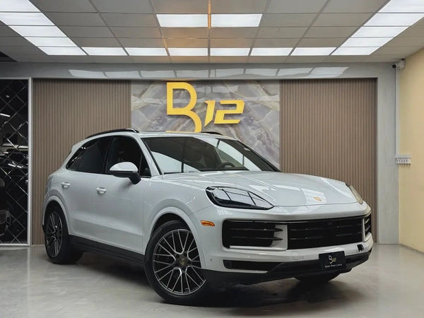 2024 Porsche Cayenne - American Specs - Brand New