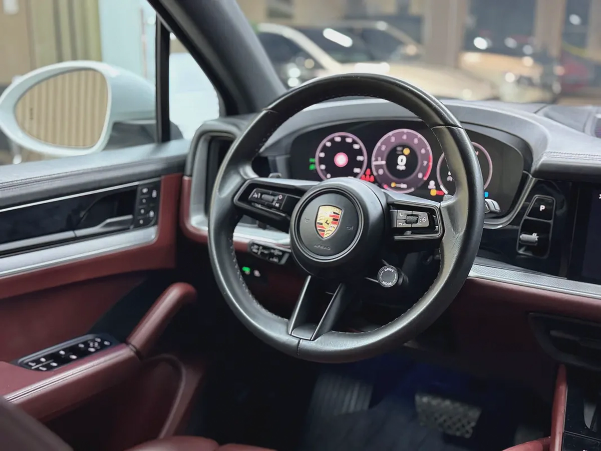2024 Porsche Cayenne - American Specs - Brand New-8-8