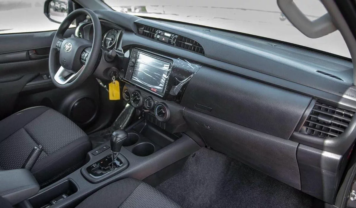 Toyota Hilux SGLX TOYOTA HILUX 2.4L MID OPTION A/T MY2025 FOR EXPORT-15-0