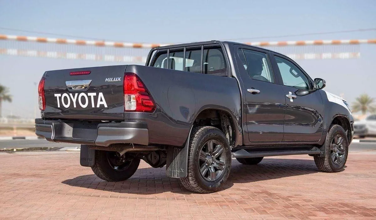 Toyota Hilux SGLX TOYOTA HILUX 2.4L MID OPTION A/T MY2025 FOR EXPORT-5-0