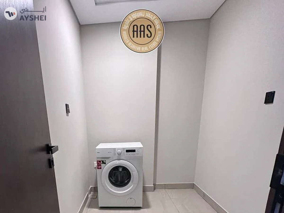 Spacious luxury new lavish 2bhk 🔥laundry room and kitchen appliances only in 130k arjan-4-4