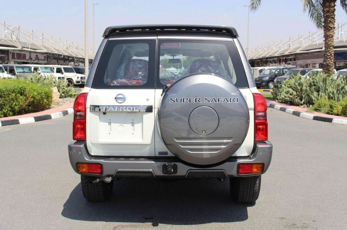 Nissan Patrol SUPER SAFARI Nissan Patrol 2024 GCC specs-21-0