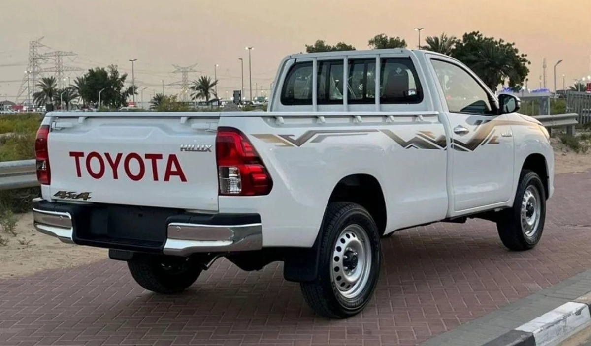 Toyota Hilux Toyota Hilux HILUX SC 2.7L 4X4-10-10