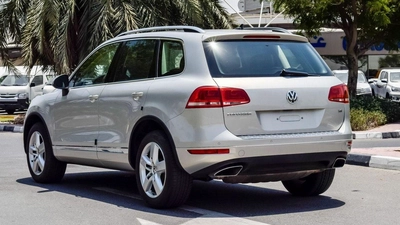 Volkswagen Touareg-11