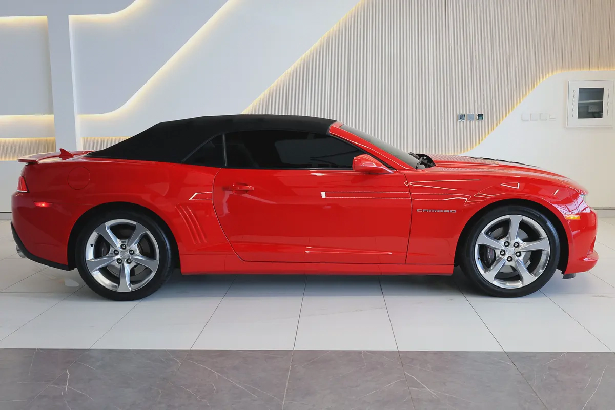 2015 Chevrolet Camaro SS - GCC Specs - Excellent Condition!-6-6
