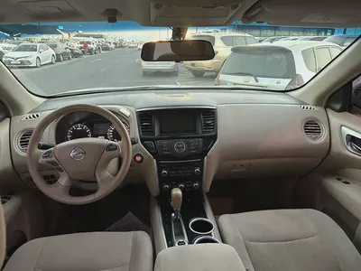 Nissan pathfinder 2013 white color GCC calen car-1