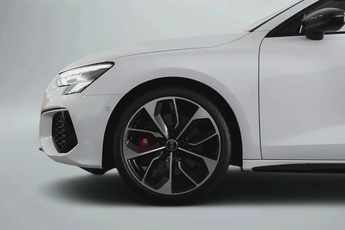 4,028 AED / 60 month’s | 0% DP | 2024 Audi S3 / 5 Year Audi Warranty and Service Contract-5-5