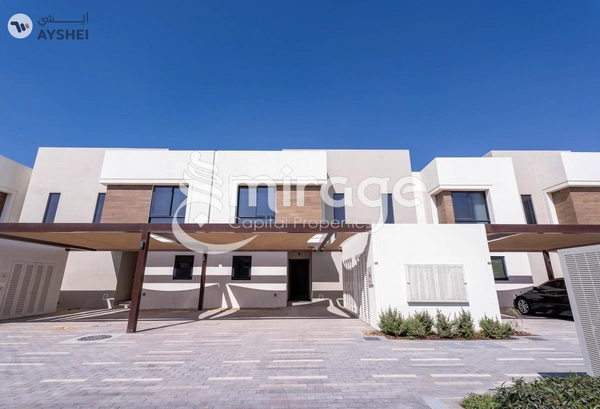 Townhouse for sale in Noya Viva, Noya