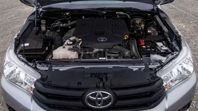 Toyota Hilux GL 2.4 DIESEL-10